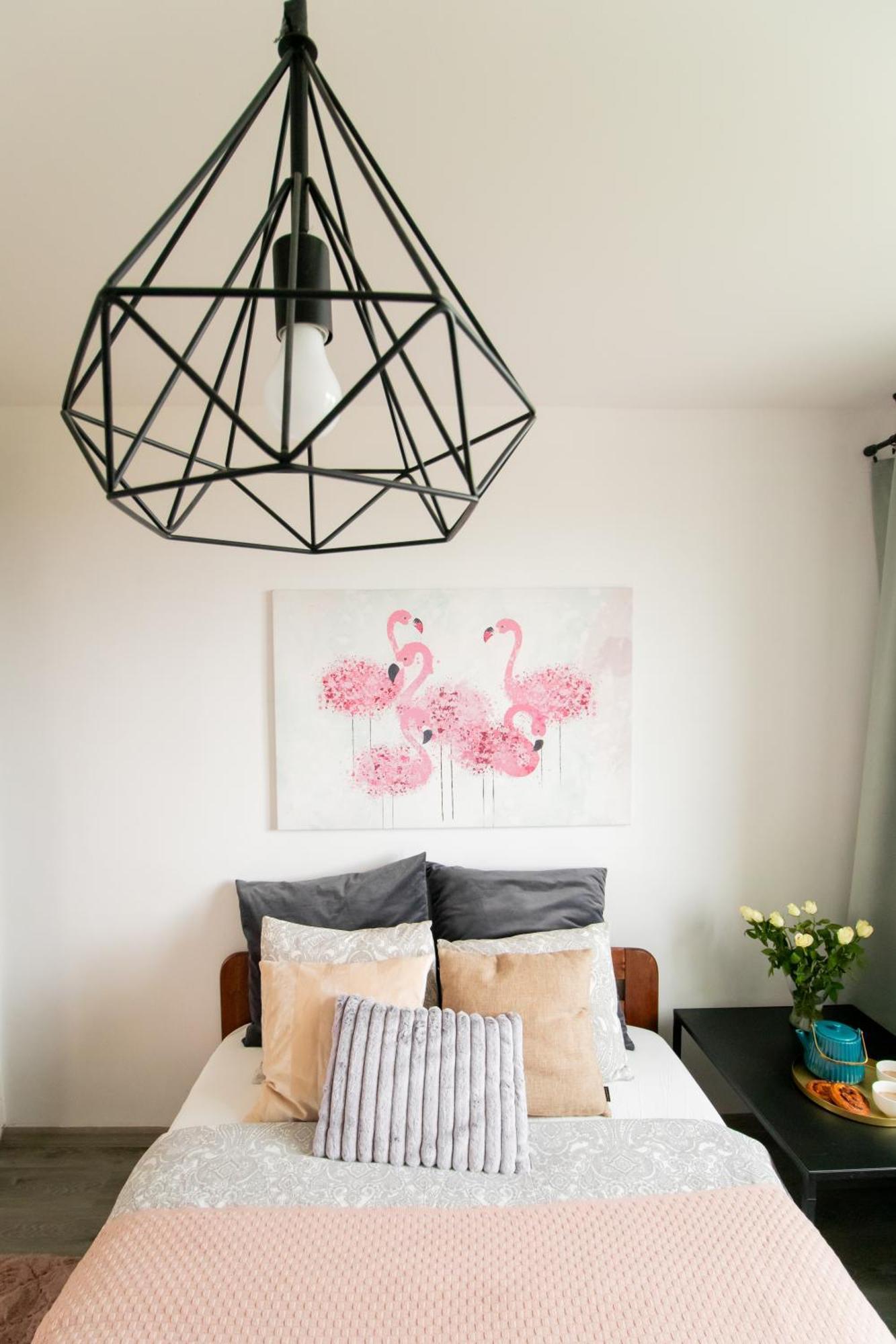 Piotrapartments - Daleka Cozy Train&Airport Apartment ワルシャワ エクステリア 写真