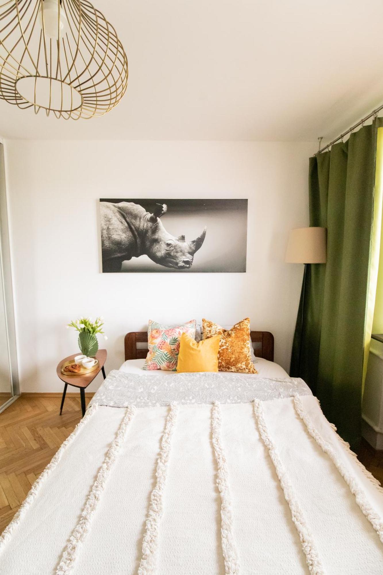 Piotrapartments - Daleka Cozy Train&Airport Apartment ワルシャワ エクステリア 写真